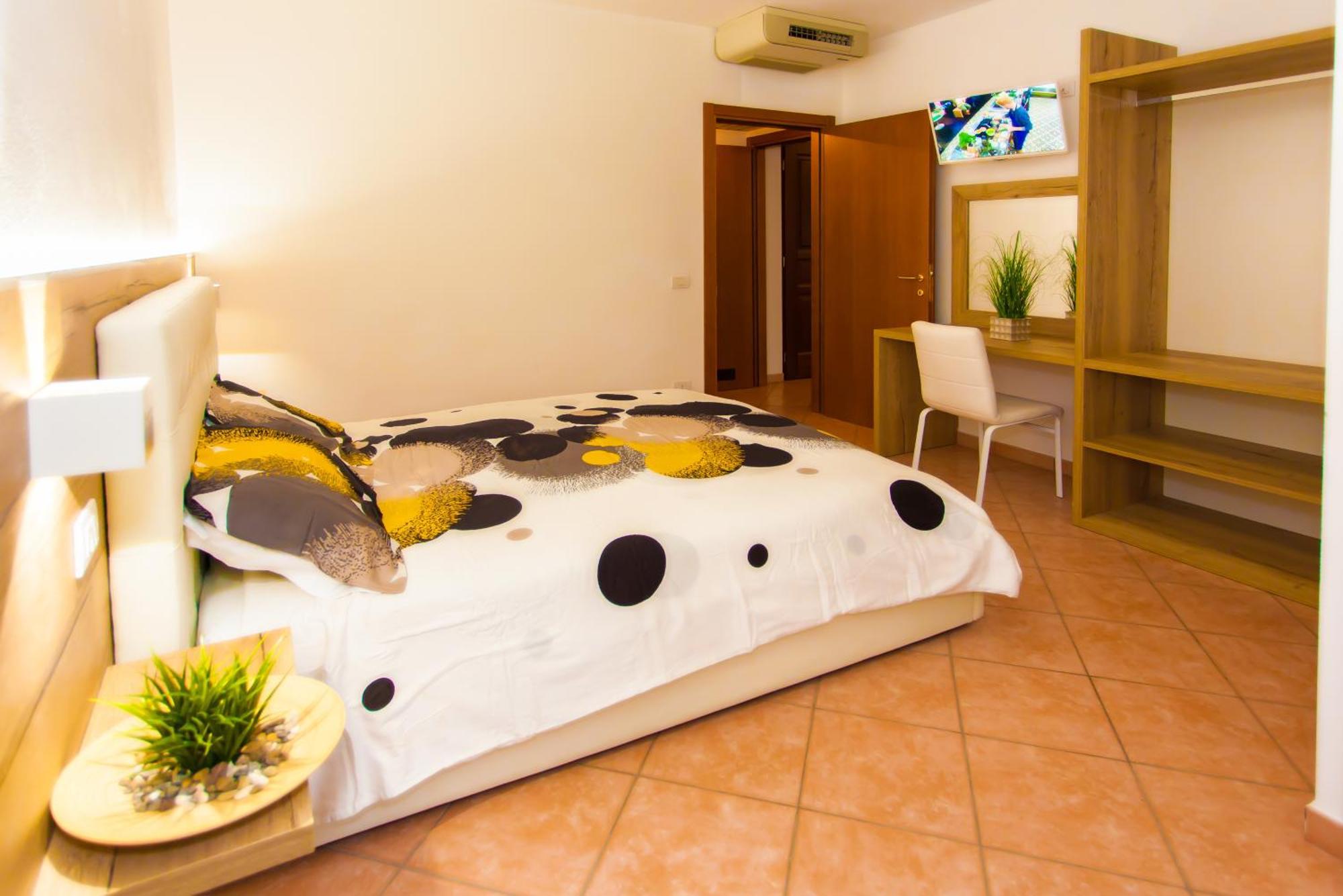Residence Delle Rose Tremosine Bagian luar foto