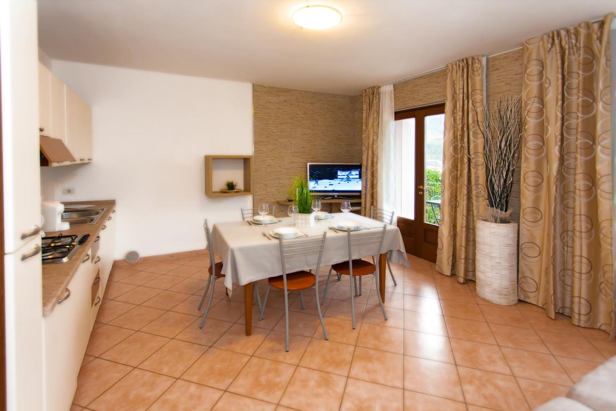 Residence Delle Rose Tremosine Bagian luar foto