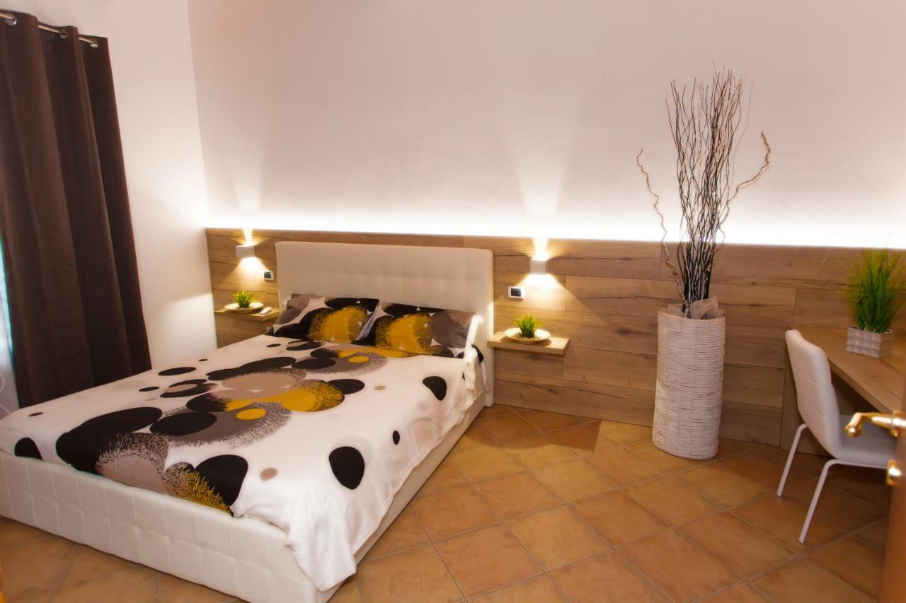 Residence Delle Rose Tremosine Bagian luar foto